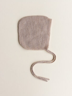 Hvid - Bonnet Newborn - Sand